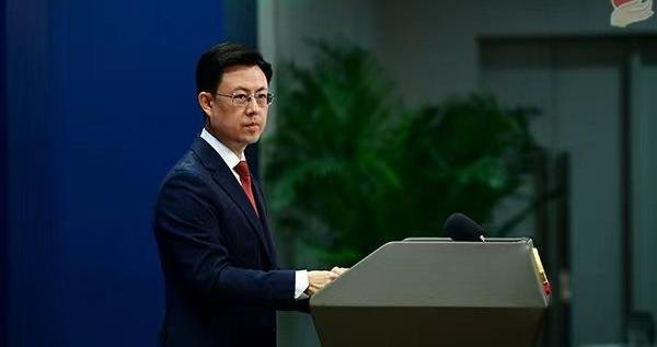 外交部:日方应该教育提醒在华日本公民和企业遵守中国的法律法规